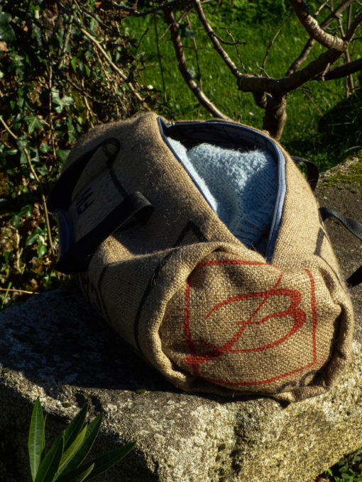 Sac pour homme multi usages, fait-main, unique et personnalisable – Image 7